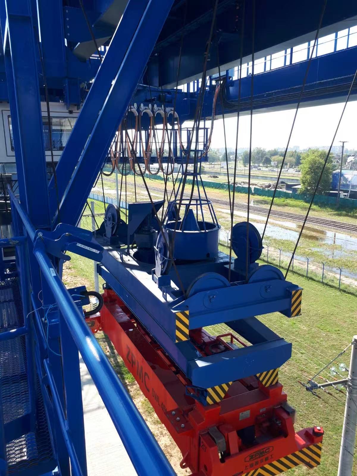 fogaskerékmotor a konténer daru forgásához fogaskerékmotor a konténer daru forgásához
